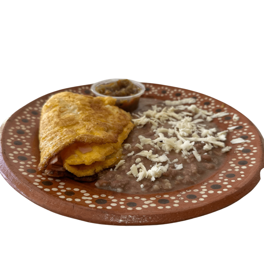 OMELETTE DE HUEVO CON JAMON Y QUESO