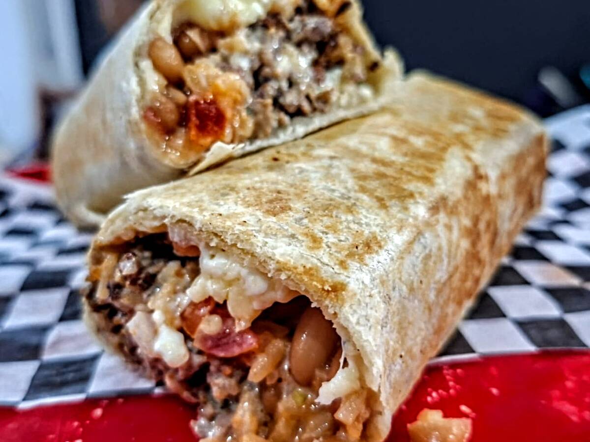 Los franks burritos burgers & chilli