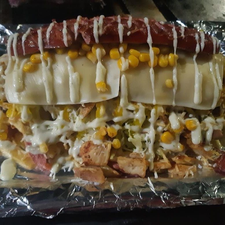 Combo salvajada 4 personas y 4 gaseosas mini