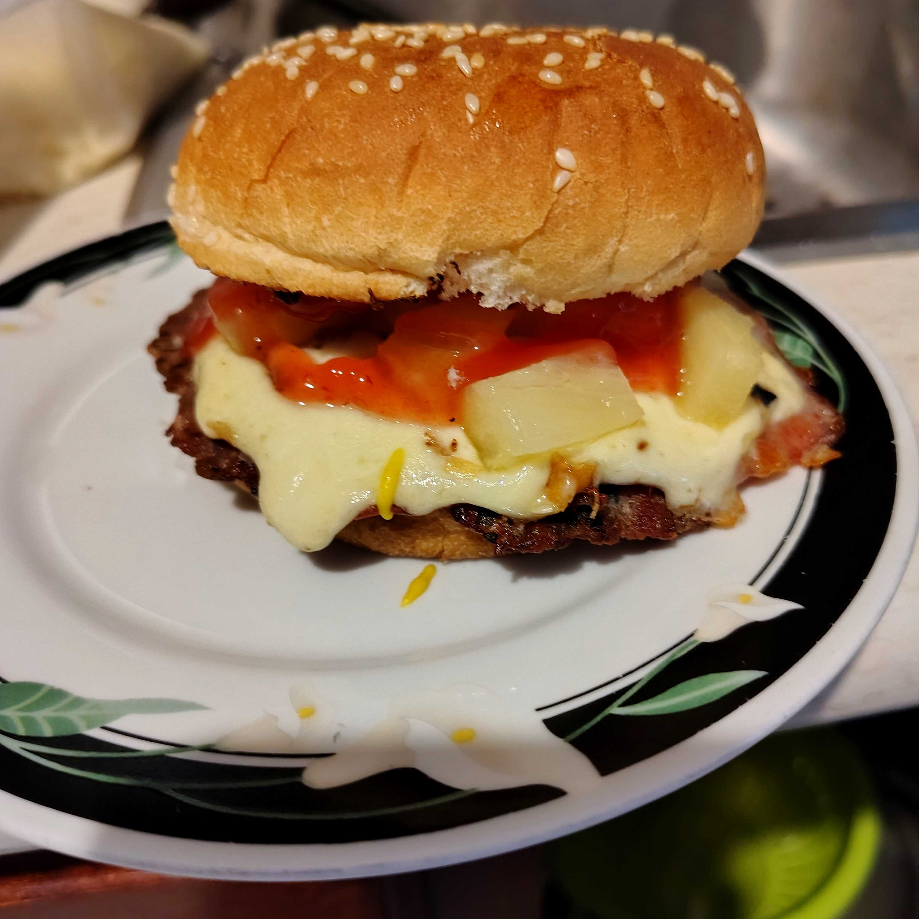Hamburguesa Hawaiiana