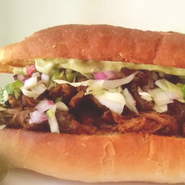Lonche de Barbacoa