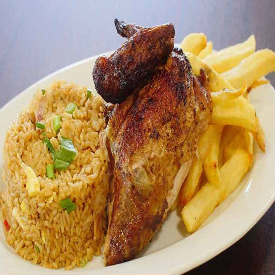 Mostrito: 1/4 Pollo a la Brasa con Chaufa