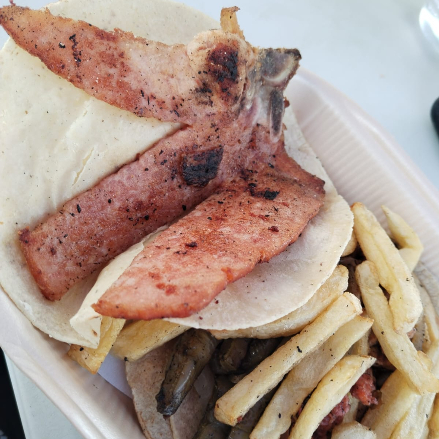 TACO DE CHULETA AHUMADA