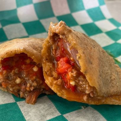 Gordita de Chicharrón Prensado en Salsa Verde