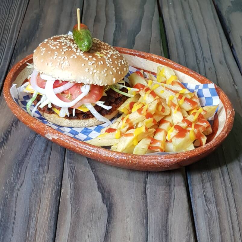 Hamburguesa Doble con Papas