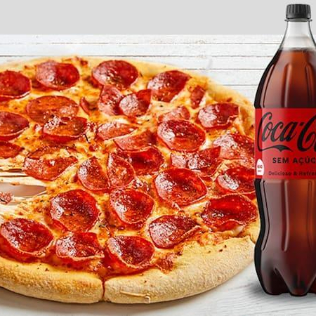 Frango com Catupiry e a moda (sabor ja definido Gigante 8 Fatias) + Coca 2l