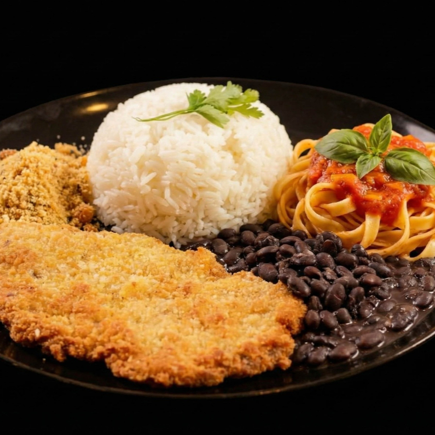 Frango a milanesa + Talharim + Arroz + Feijão + Farofa