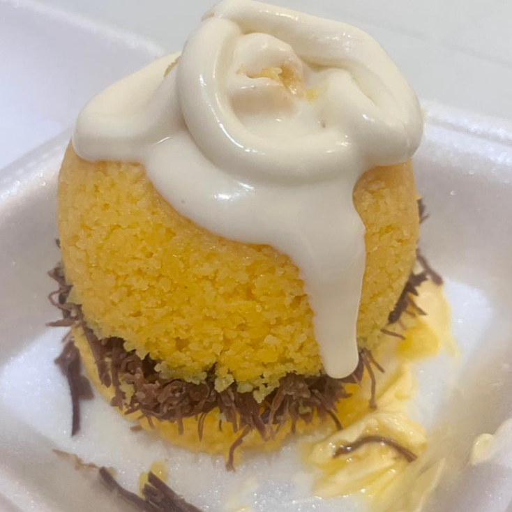 O requeijao derrete no calor e pode chegar molhadinho seu cuscuz, caso queira separado avisar na descrição