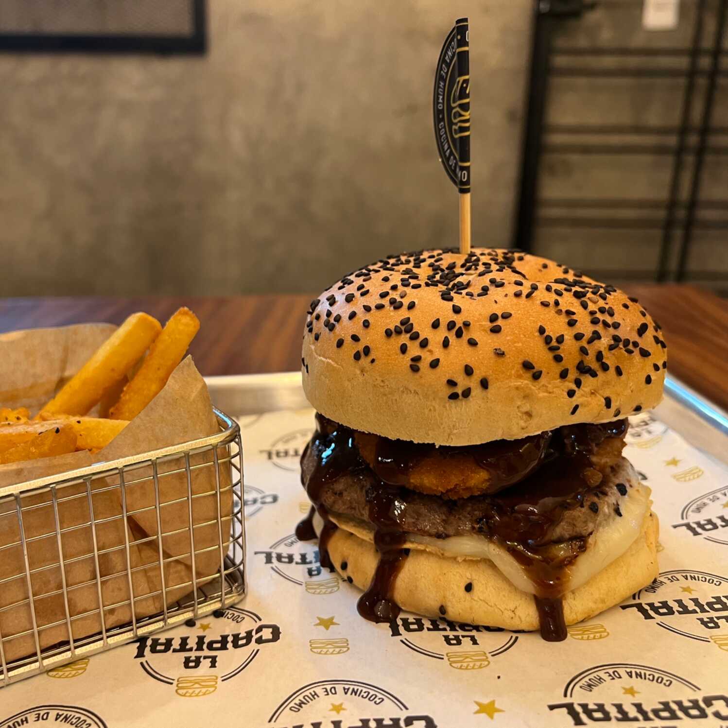 Paquete:BurgerBBQ,ArosCebolla,Tocino +130gr Papas