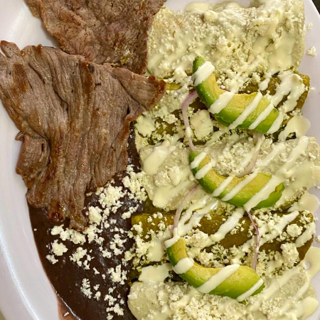 Enchiladas Con Cecina o Pollo