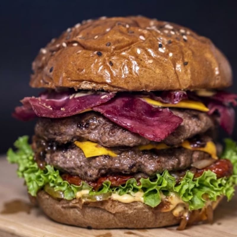 Hamburguesa Especial de la Casa