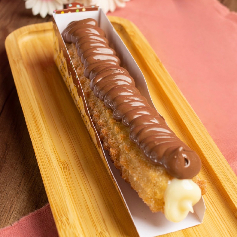 deliciosa massa crocante com recheio de ninho e cobertura de nutella