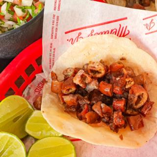 taco de chicharron natural