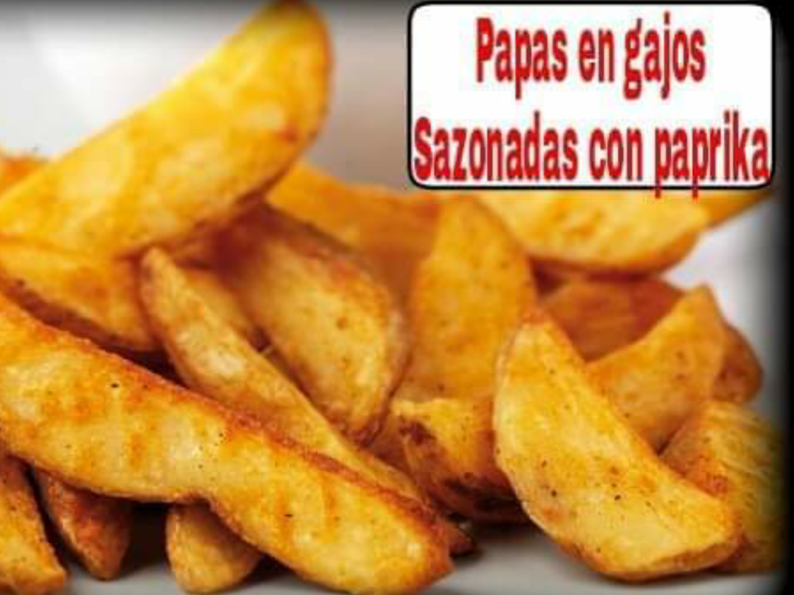 Orden de papas en gajos