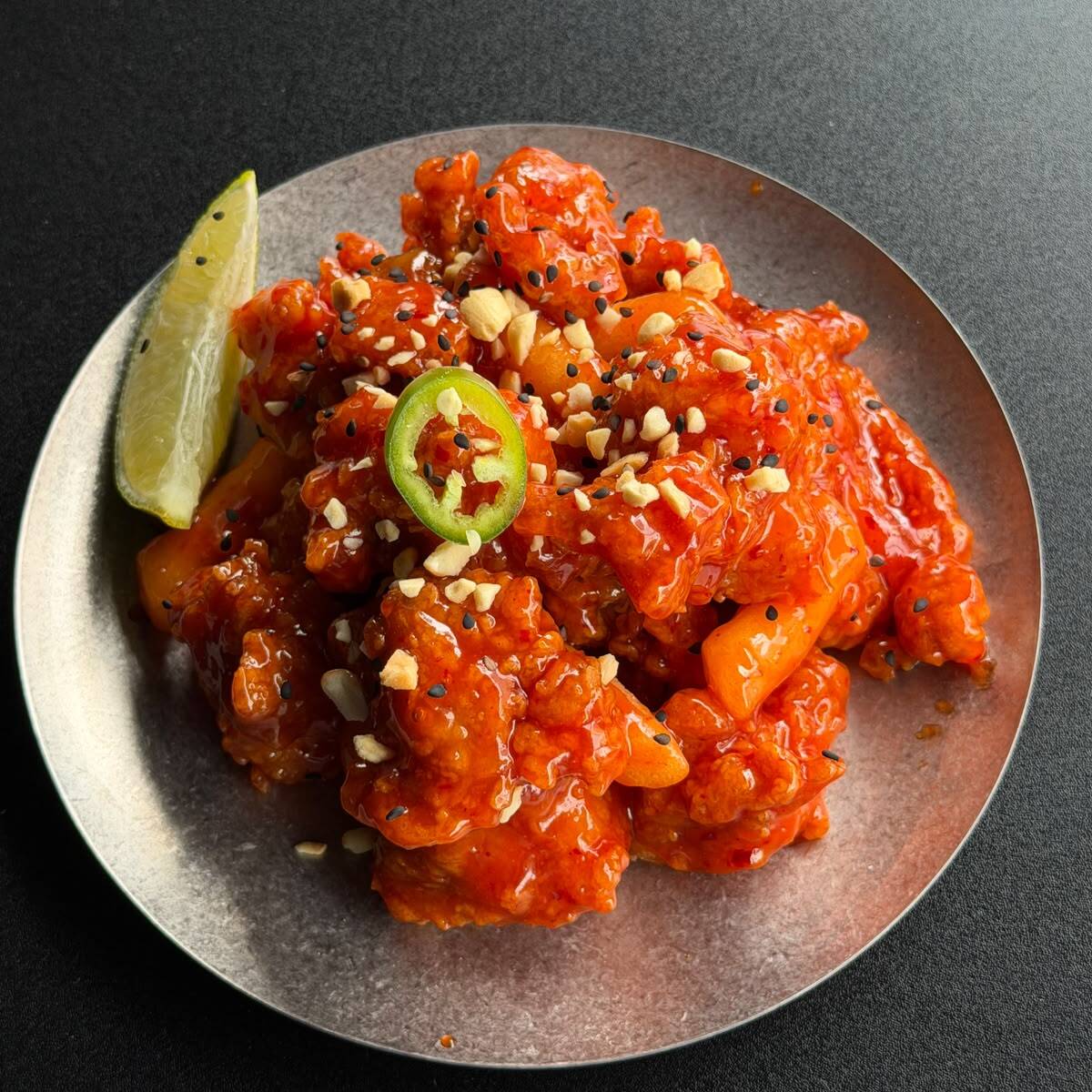 Pollo Frito sin Hueso con Salsa Dulce y Picante 10