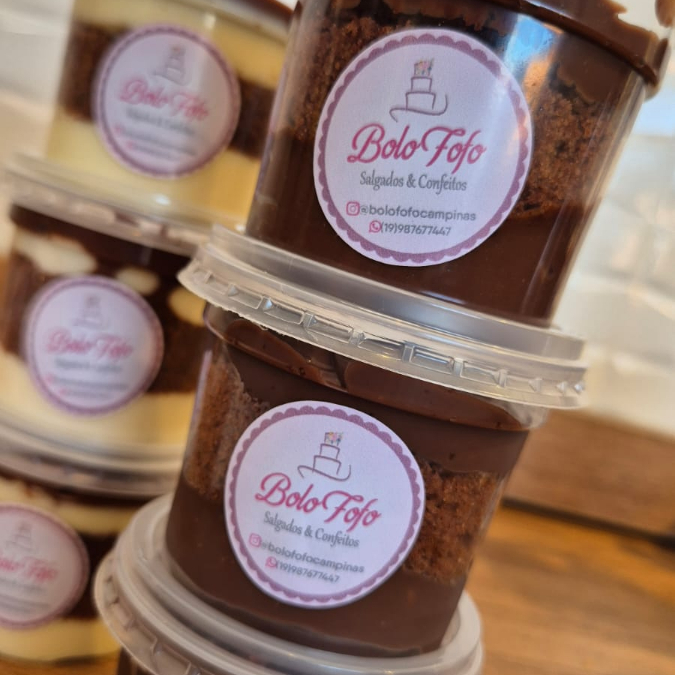 Massa chocolate
recheio creme belga de brigadeiro