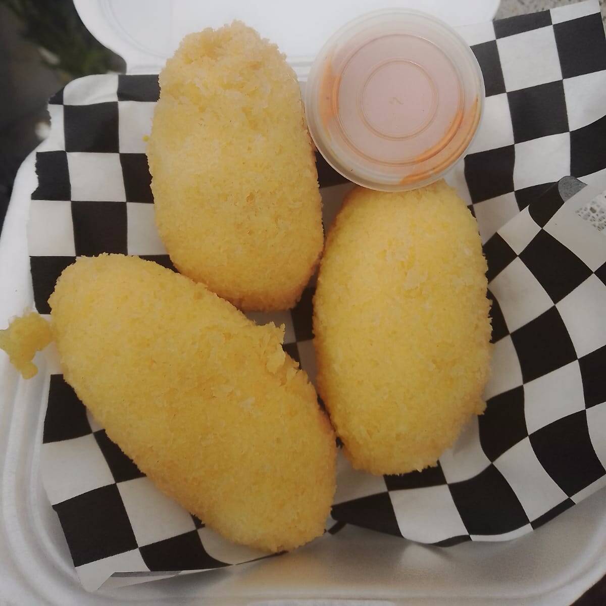 Kushiagues de Salmon con Queso