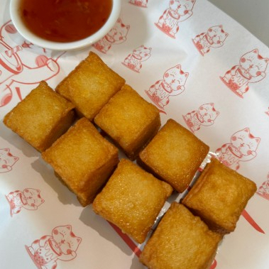 Taufu de pescado fritos