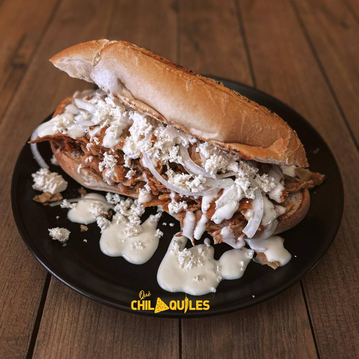 MEGA TORTA DE CHILAQUIL SIN PROTEINA + BEBIDA