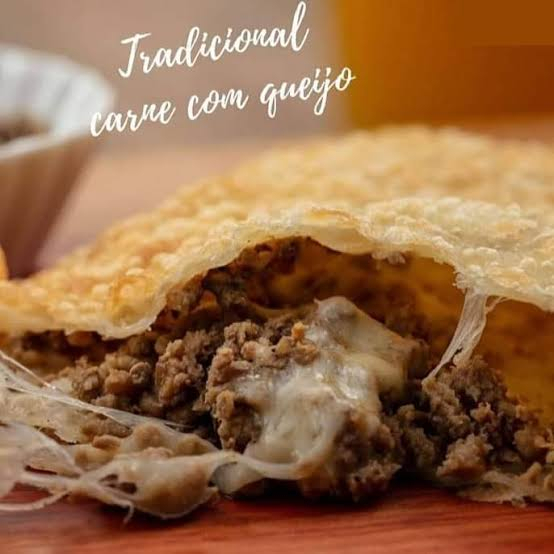 Carne bovina bem temperada uma delicia c/ queijo mussarela! Experimente
Tags
Pastelaria, Marmitaria, Marmita. Pratos
executivo, Pastel Salgados, Pastel doce,
Coxinha, Salgados Gourmet, Calzone, salgaderia,
pastelaria, bolinha de queijo, pastel, risoles, Coca
Cola, Guaraná Antártica, Entrega Grátis.