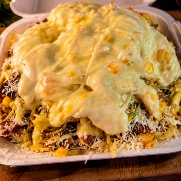 Salchipapa Mixta para 2 Personas
