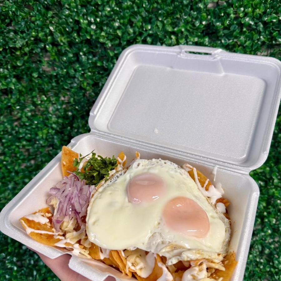 Chilaquiles con Huevo