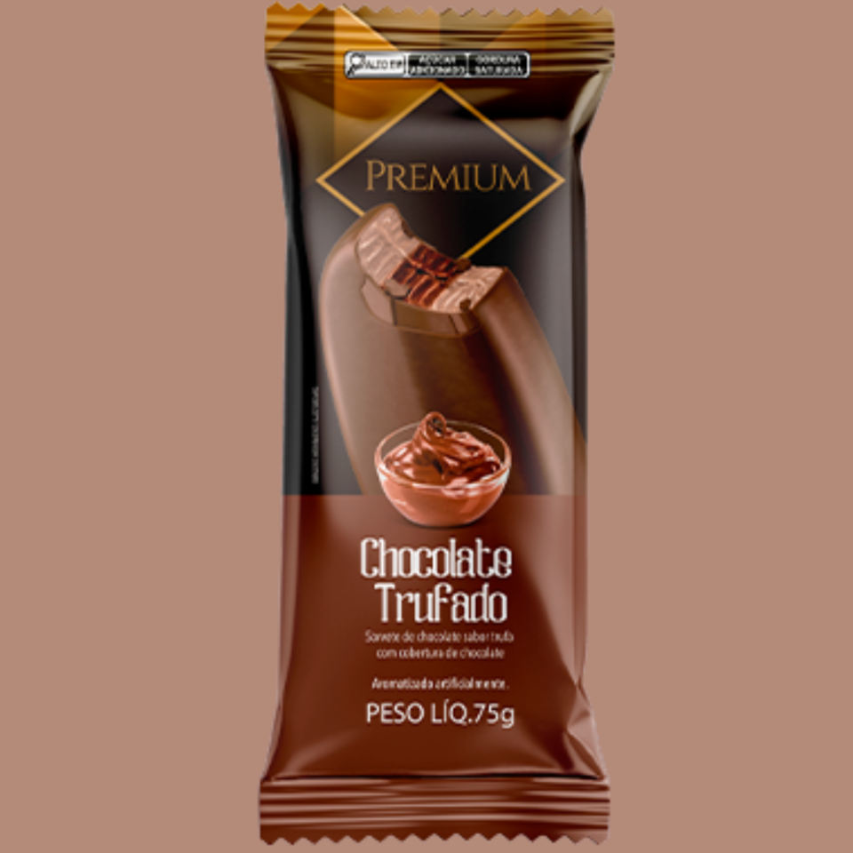 Picolé sabor chocolate trufado com casquinha de chocolate.