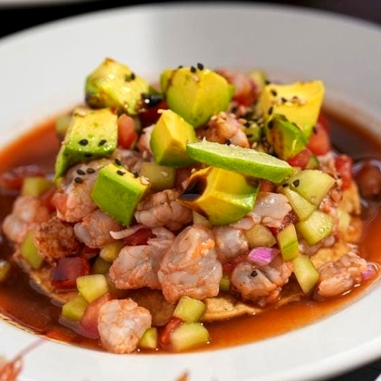 Ceviche Camarón Mixto