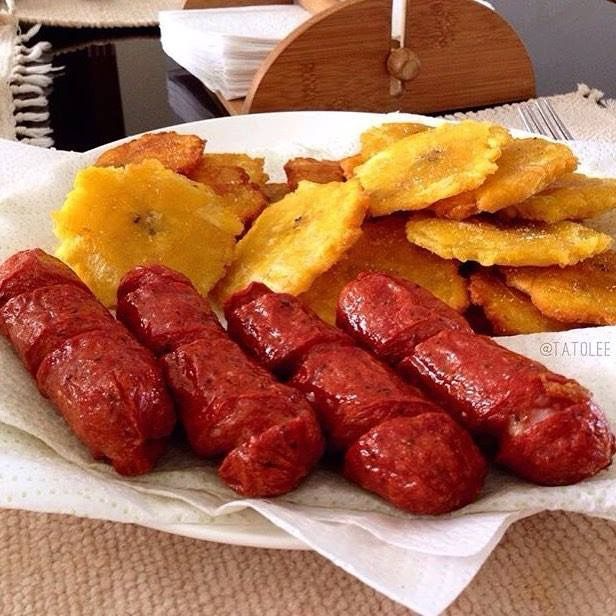 Patacón con Salchicha RANCHERA