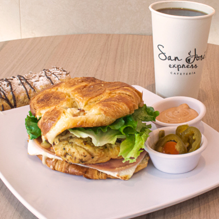 Combo Croissant de Pollo