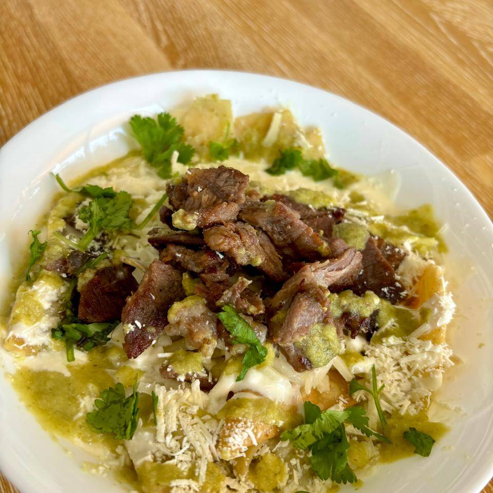 Chilaquiles con Sirloin
