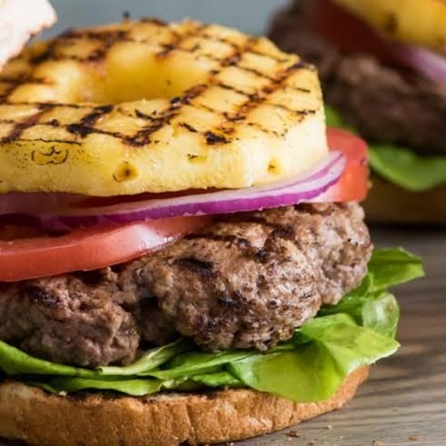 Hamburguesa hawaiana