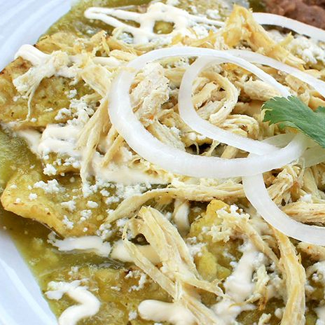 Chilaquiles Verdes con Pollo