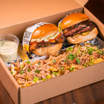 Combo para 2 Pessoas, composto por
2 Burgers a sua Escolha
1 Porção a sua escolha(Em média 400g)
1 Potão de Molho da casa.