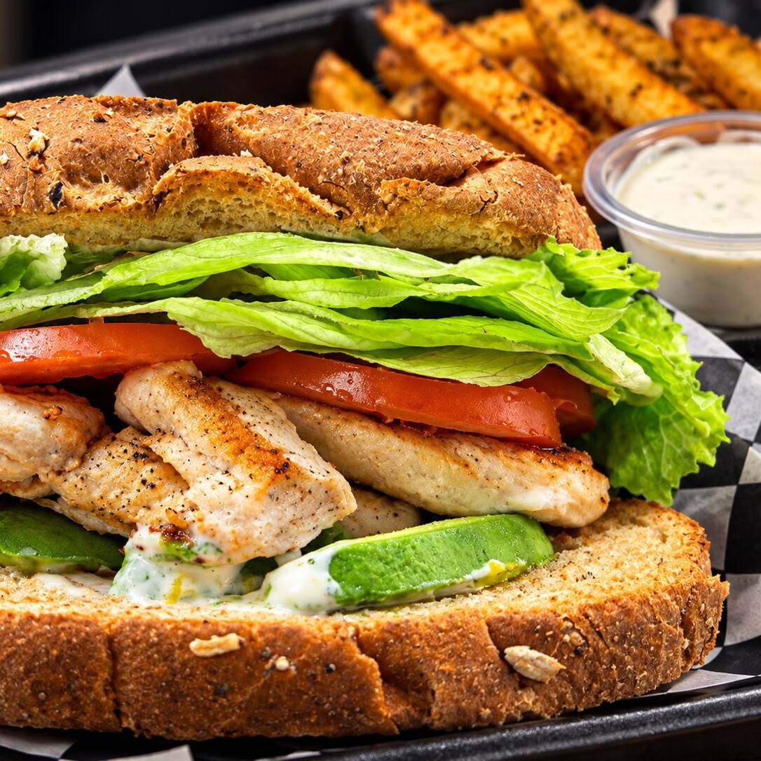 Sándwich con Pollo