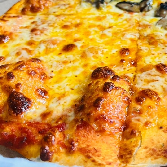 PIZZA DE QUESO