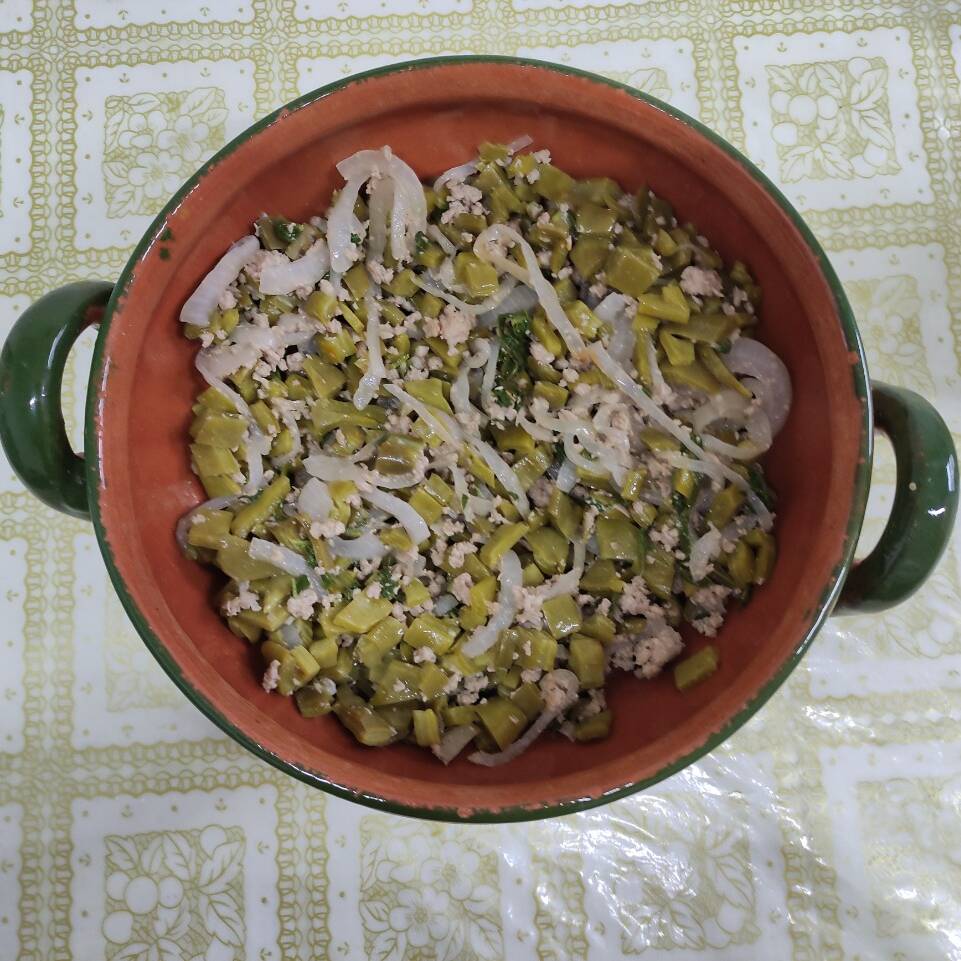 Nopales con Carne Molida de Res