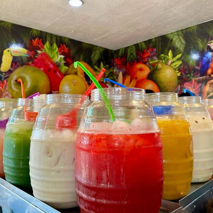 Agua de litro