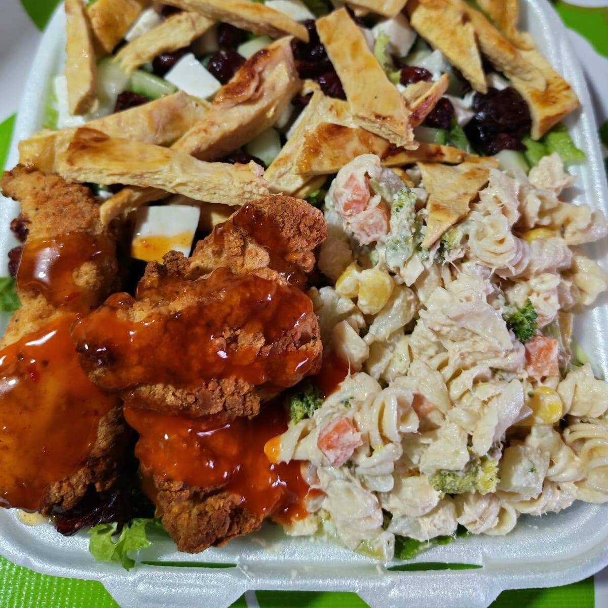Ensalada Jumbo C/ Pasta Sola Tenders Mango Habaner