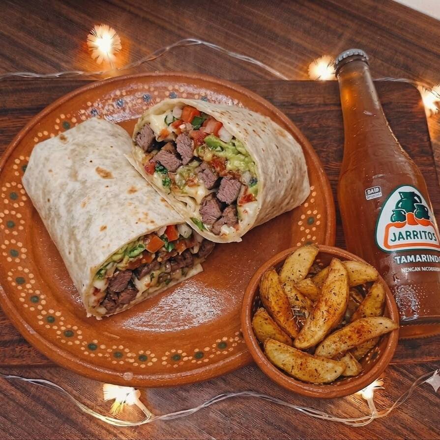 Burrito + Papas + Refresco