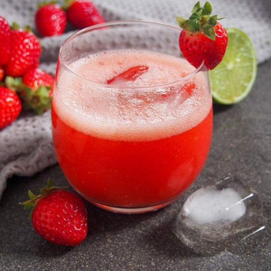 Agua de fresa (1lt)