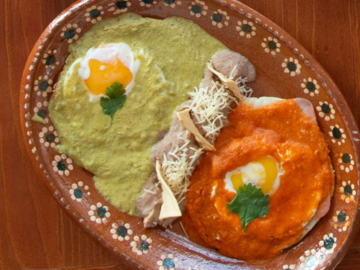 Huevos Divorciados