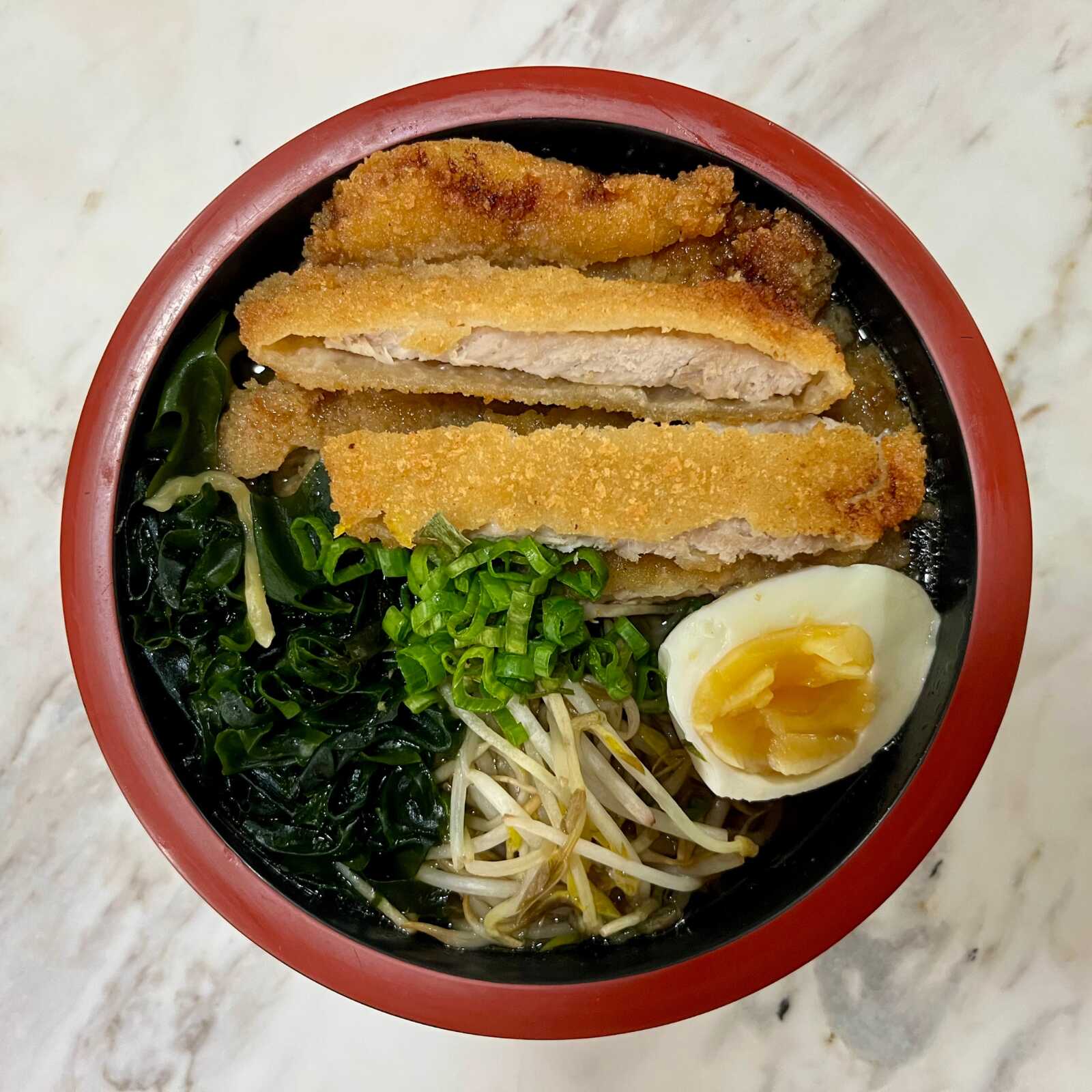 Shoyu Ramen de Pollo