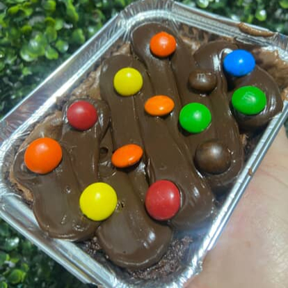Delicioso brownie de brigadeiro 50% cacau com mms original