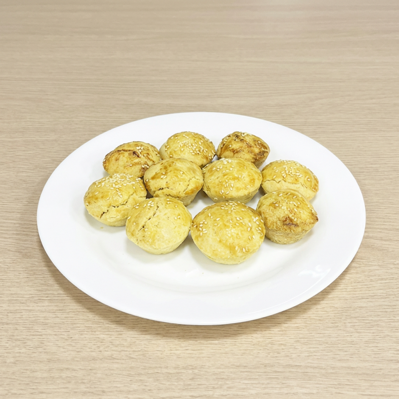 Encante-se com nossas empadas cremosas de palmito uma combinação perfeita de sabor e delicadeza! Com massa amanteigada que desmancha na boca, são recheadas com palmito picado, azeitonas e legumes selecionados, tudo no ponto certo de cremosidade. Uma delícia irresistível que você precisa experimentar!