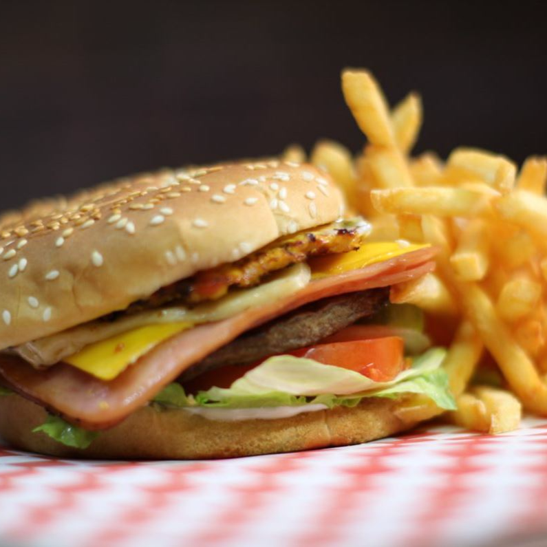 Hamburguesa Hawaiana
