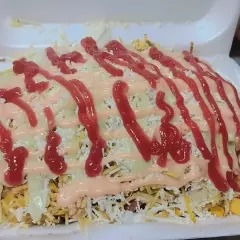 Combo Salchipapa Súper Especial + Bebida 250ml