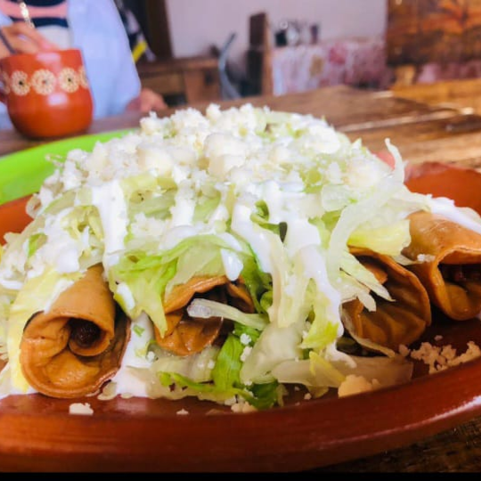 Orden de 4 Flautas de Pollo