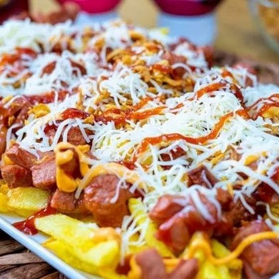 Salchipapa Especial