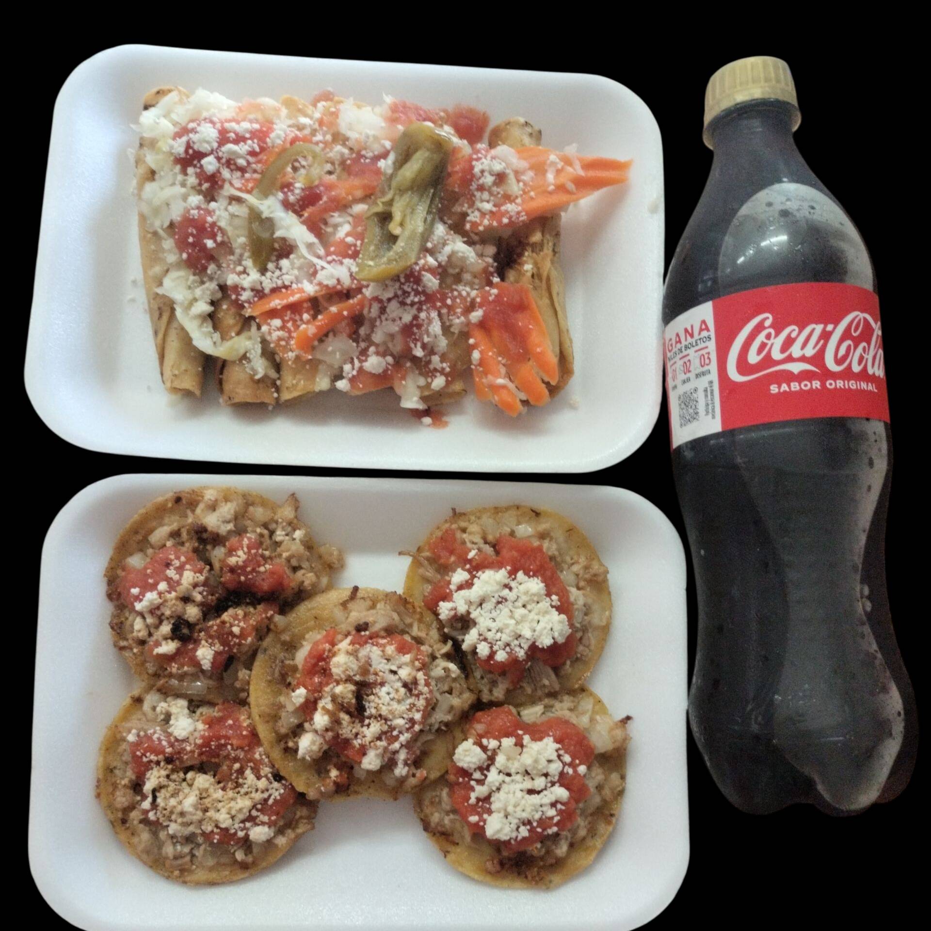Combo de Tacos Dorados, Garnachas y CocaCola355